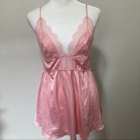 Victoria's Secret Babydoll Nighty size M NWT New Pink Satin Matching T-thong - Picture 10 of 10